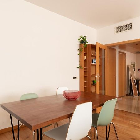 Modern Apartment In Parque Das Nacoes リスボン エクステリア 写真